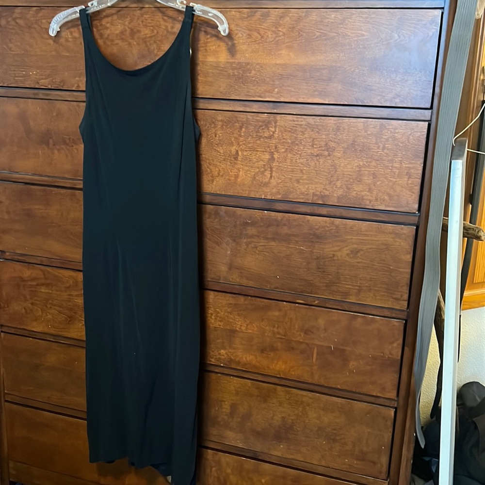 Six Fourteen Simple Black dress size Small with slit on left side